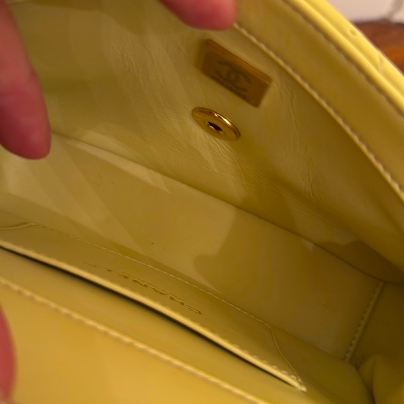 NWT LIMITED EDITION LAMBSKIN QUILTED SMALL FLAPBAG WITH CC CRYSTALS TOP HANDLE - Picture 7 of 7